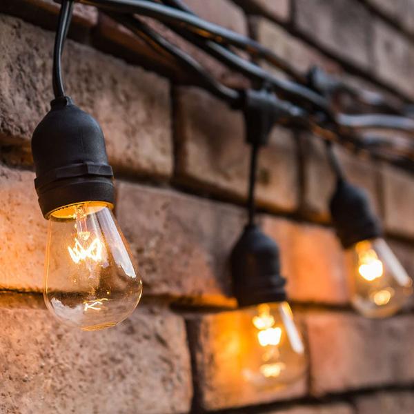 Cordão de Luzes Externo com Prolongador Varal Iluminação 10 Lâmpadas Soquete E27 Decoração Festa Casamento Gambiarra - EMBU LED Imagem de Cordão de Luzes Externo com Prolongador Varal Iluminação 10 Lâmpadas Soquete E27 Decoração Festa Casamento Gambiarra
