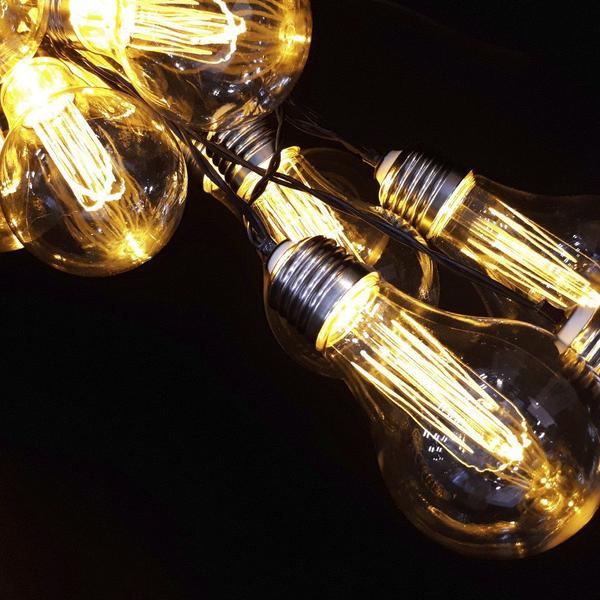 Imagem de Cordão Varal de Luz LED - 10 Lâmpadas Bulbo - Taschibra