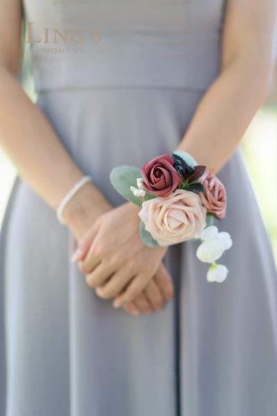 Imagem de Corsages de pulso Ling's Moment Dusty Rose & Mauve para casamento