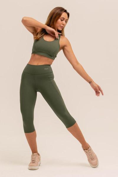 Imagem de Corsário Fitness Legging Curta Capri com Bolsos True Antiodores Emana