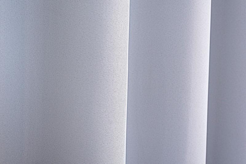 Imagem de Cortina  tecido blackout branco gelo 2,00m x 2,60m ilhós cromado