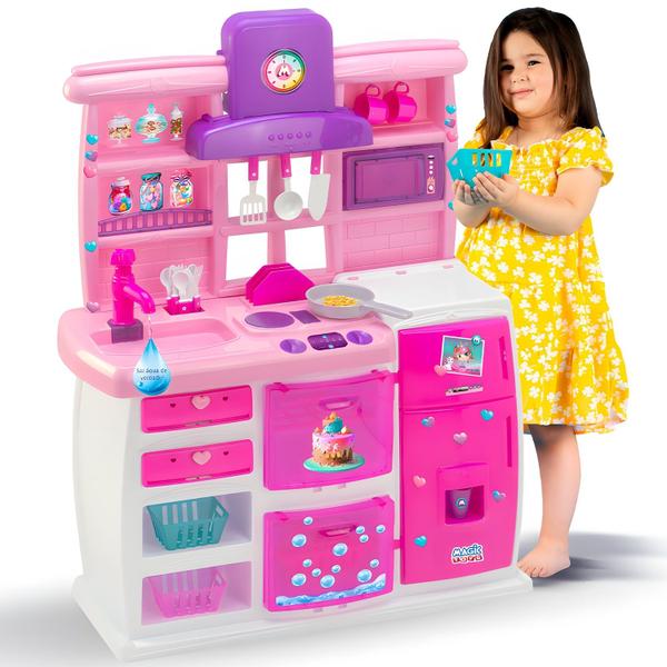 Cozinha Infantil Master Magic Toys Forno Geladeira Pia Sai Água Com 26 Acessórios