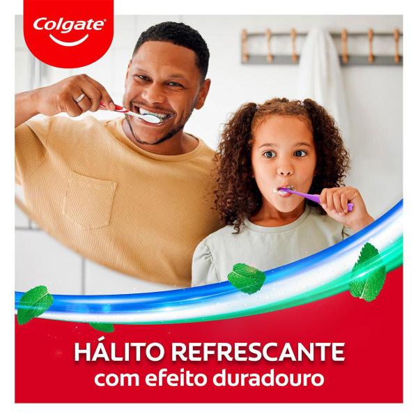 Imagem de Creme Dental Colgate Tripla Ação Menta Original Tamanho Família 180g