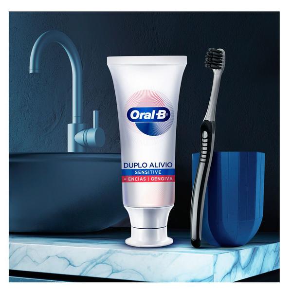 Imagem de Creme Dental Oral-B Duplo Alívio 140g