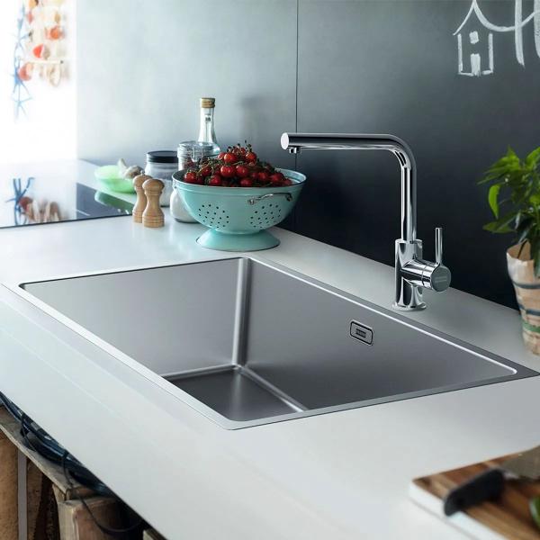 Cuba franke de embutir e sobrepor em aço inox linea 70 70x40cm 18544 Imagem de Cuba franke de embutir e sobrepor em aço inox linea 70 70x40cm 18544