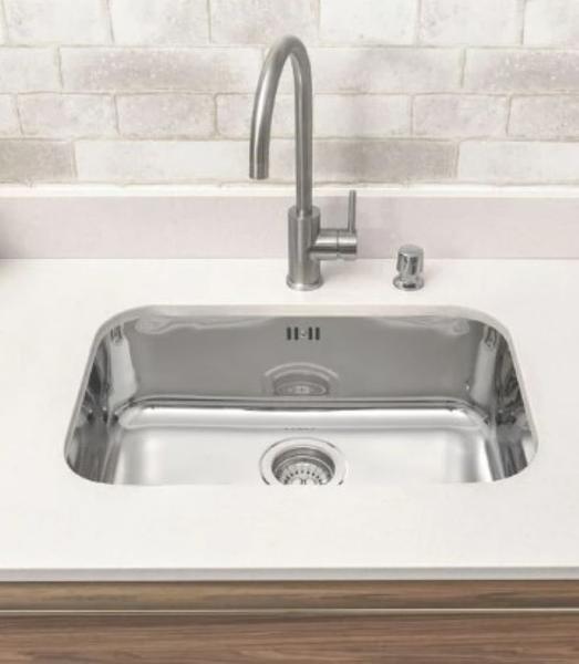 Cuba Tramontina Lavínia 56 BL Prime em Aço Inox Alto Brilho 56x34 cm com Válvula 94024202 Imagem de Cuba Tramontina Lavínia 56 BL Prime em Aço Inox Alto Brilho 56x34 cm com Válvula 94024202