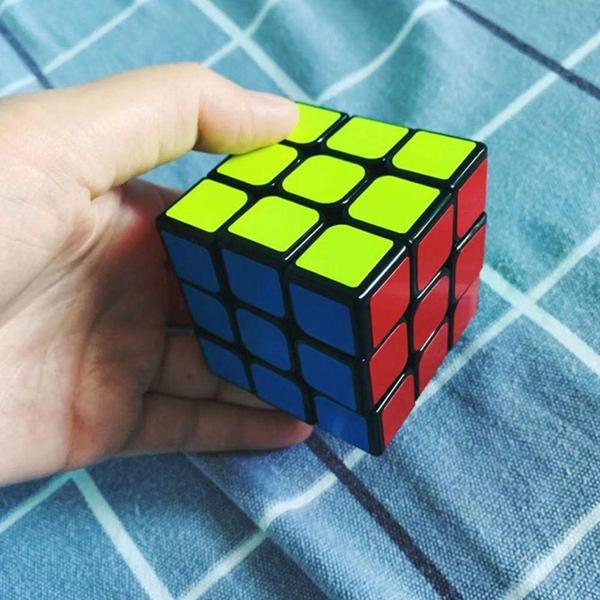 Imagem de Cubo Mágico Interativo 3x3x3 Divertido - WELL KIDS