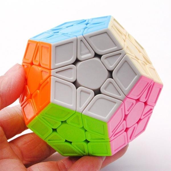 Cubo Mágico Megamix Raro Movimentos Rapidos Magic Cube - M&J VARIEDADES Imagem de Cubo Mágico Megamix Raro Movimentos Rapidos Magic Cube