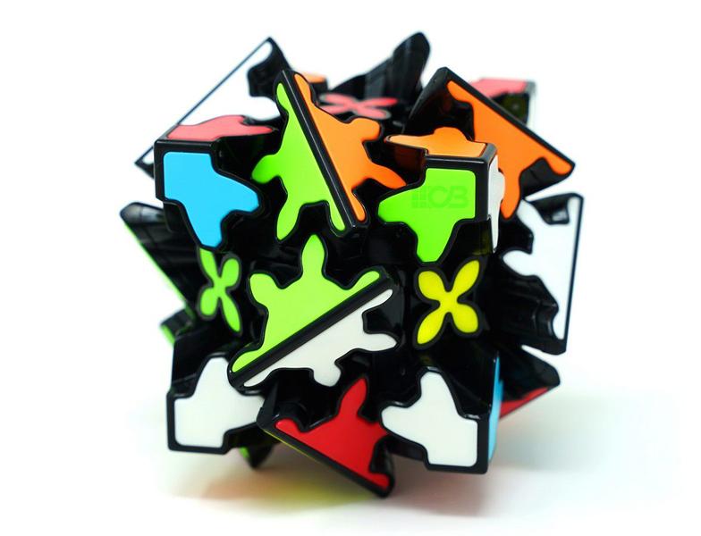 CUBO MÁGICO PROFISSIONAL - CUBER PRO GEAR (3x3x3) Imagem de CUBO MÁGICO PROFISSIONAL - CUBER PRO GEAR (3x3x3)