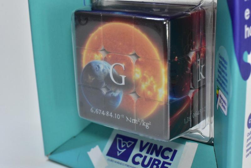 CUBO MÁGICO PROFISSIONAL - MANUAL DO MUNDO - VINCI CUBE CONSTANTES FISICAS (3x3x3) - CUBER Imagem de CUBO MÁGICO PROFISSIONAL - MANUAL DO MUNDO - VINCI CUBE CONSTANTES FISICAS (3x3x3)