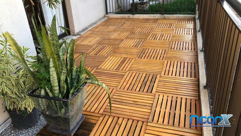 Imagem de Deck De Madeira Modular 20x20 Cm Réguas 4 cm Pintado NeonX