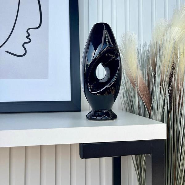 Imagem de Decoração sala vaso escultura preto abstrato moderno