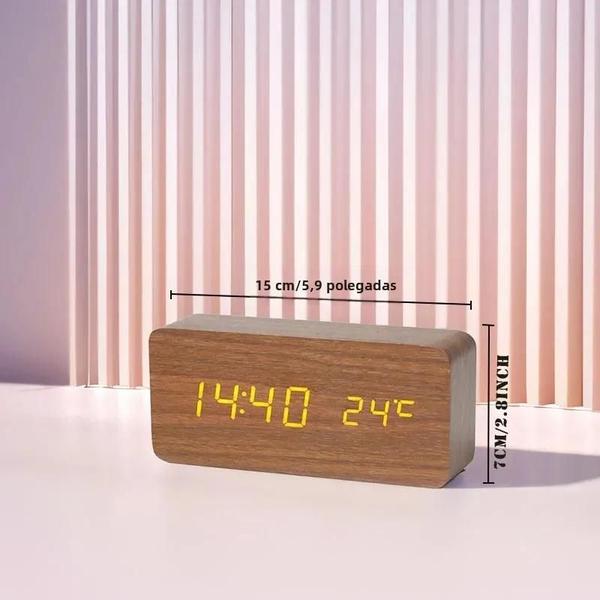 Imagem de Despertador Digital de Madeira com LED e Display de Temperatura - Ideal para Quarto, Escritório e Viagens