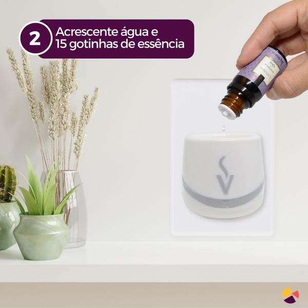 Imagem de Difusor Aromatizador Elétrico de Tomada Via Aroma + 01 Essência Lavanda e 01 Essência Sortida 10ml