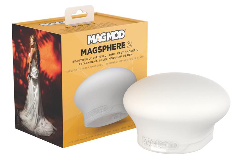 Imagem de Difusor de flash MagSphere 2 MagMod para iluminação fotográfica