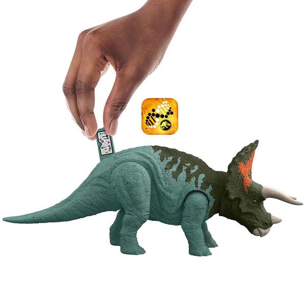 Imagem de Dinossauro Jurassic World Triceratops Ruge