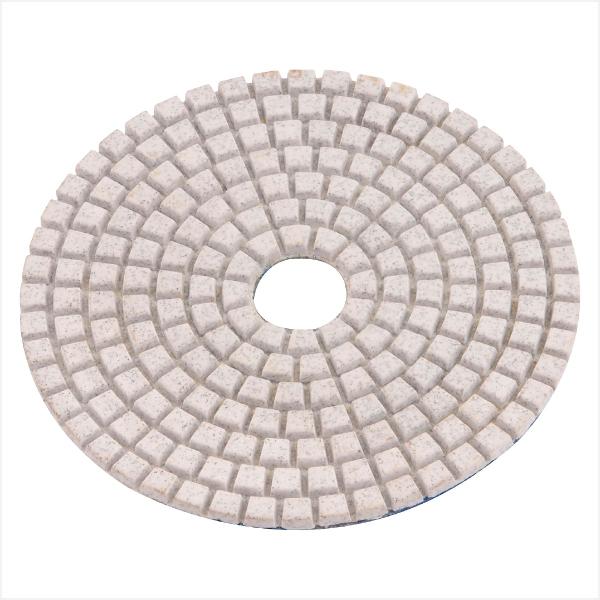 Disco de lixa diamantado com costado em pluma 4" grão 80 - Vonder Imagem de Disco de lixa diamantado com costado em pluma 4" grão 80 - Vonder
