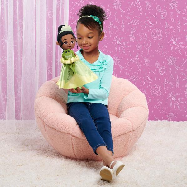 Imagem de Disney Princess Lil' Friends Plush Tiana & Naveen 14,5 polegadas Plush Doll, brinquedos infantis oficialmente licenciados para idades de 3 até