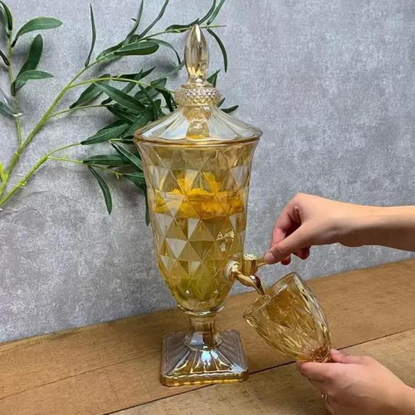 Dispenser bebidas luxo suqueira cristal 3 litros dourado - FAÇA E RESOLVA Imagem de Dispenser bebidas luxo suqueira cristal 3 litros dourado