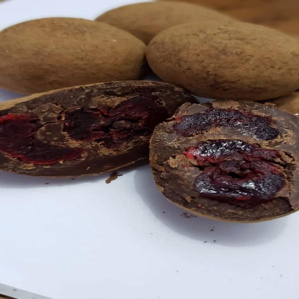 Imagem de drageado de cereja com chocolate 70% com cacau em pó 300g