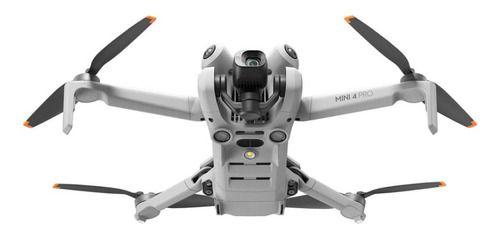 Imagem de Drone Dji Mini 4 Pro Rc 2 Tela  Combo Plus 3 Baterias 45 Min