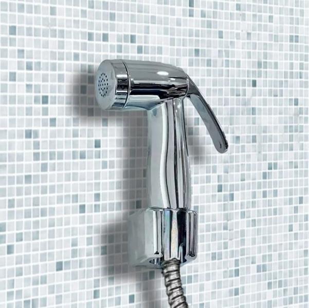 Ducha Higiênica Cromada Engate Flexível Aço Inox 1,50 Metros + Gatilho Top Com Trava + Suporte - fluida Imagem de Ducha Higiênica Cromada Engate Flexível Aço Inox 1,50 Metros + Gatilho Top Com Trava + Suporte