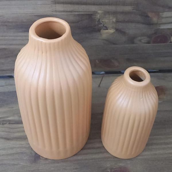 Imagem de dupla de vasos decorativos em ceramica riscado decoração de sala e casa