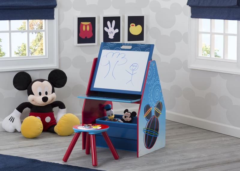 Imagem de Easel and Play Station Delta Children Disney Mickey Mouse