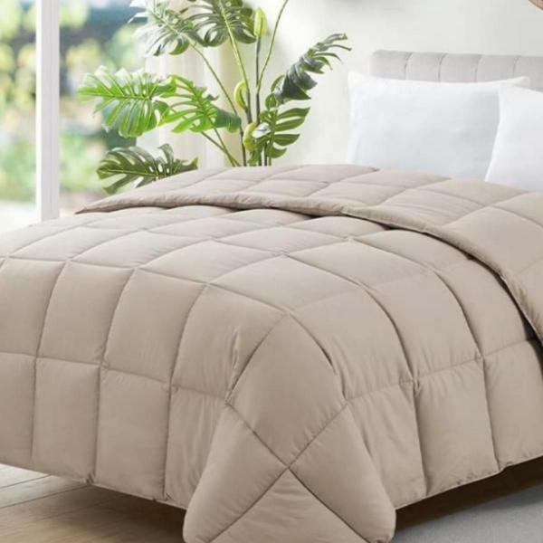 Imagem de Edredom Queen Ecopluma Super Macio 240x260cm Bege Camesa