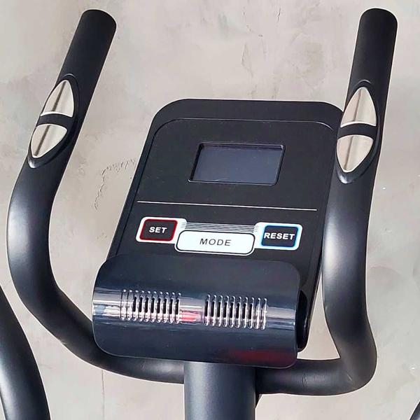 Eliptico Magnético Evox Fitness Silencioso Deluxe IWF001 Imagem de Eliptico Magnético Evox Fitness Silencioso Deluxe IWF001