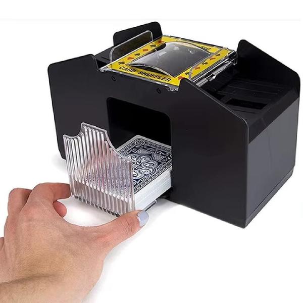 Embaralhador misturador de cartas 2 baralhos automatico para poker, truco completo - Yeet Imagem de Embaralhador misturador de cartas 2 baralhos automatico para poker, truco completo