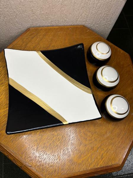 Enfeite Decorativo Cerâmica Mesa Kit Prato Bola Sala Cozinha - LGP Imagem de Enfeite Decorativo Cerâmica Mesa Kit Prato Bola Sala Cozinha