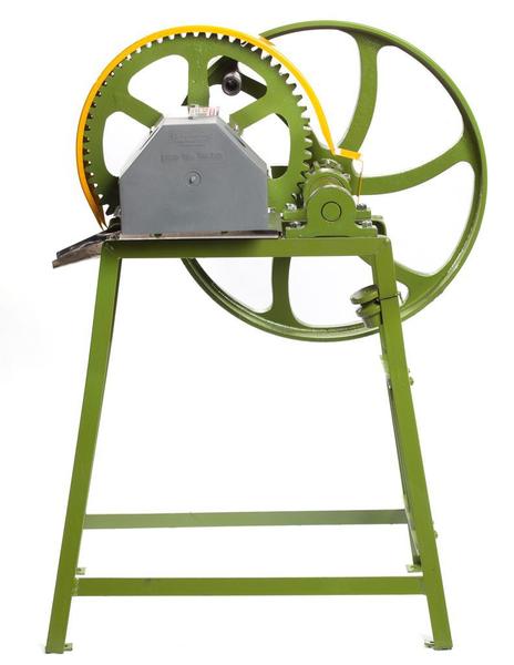 Engenho de Cana Botini B120AM Cavalete Alto Ferro Sem Motor Imagem de Engenho de Cana Botini B120AM Cavalete Alto Ferro Sem Motor