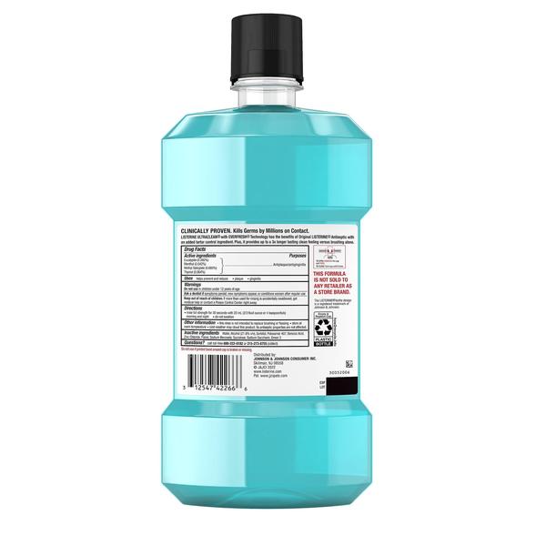 Imagem de Enxaguante bucal Listerine Ultraclean Oral Care 1,5 L com sabor fresco de menta