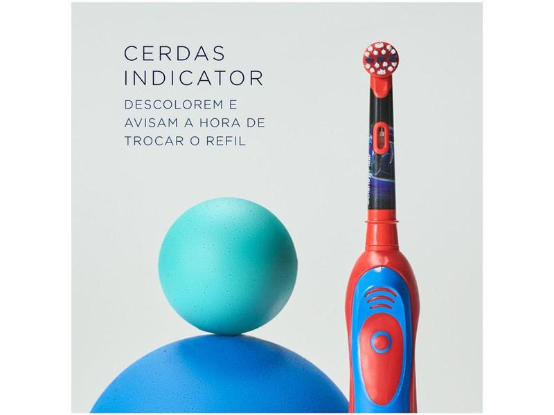 Imagem de Escova de Dente Infantil Elétrica Oral-B - Disney Pixar Cars com 2 Pilhas AA