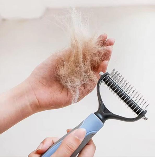 Imagem de Escova Rasqueadeira e Removedor De Pelos Escova Dupla com 26 Dentes Tamanho G Varias cores