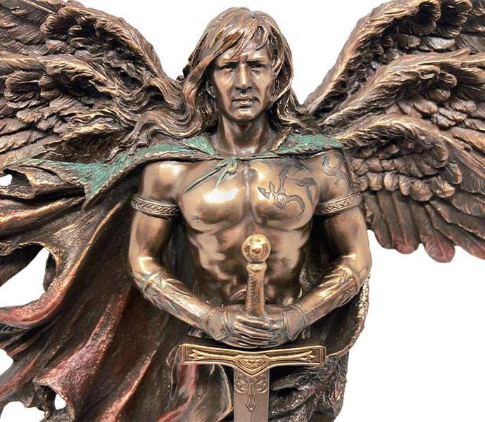 Imagem de Escultura Anjo Serafim Rica em Detalhes Anjo da Guarda Alado