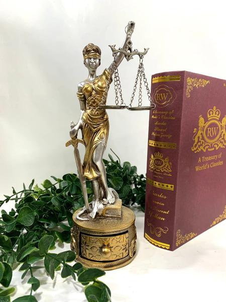 Imagem de Escultura Dama da Justiça Thêmis Símbolo do Direito 27cm