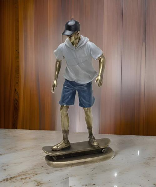 Imagem de Escultura Decorativa Skatista Skate Estatueta Em Resina 27cm