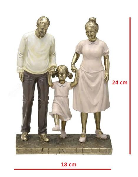 Imagem de Escultura Família Avós com Menina Em Resina