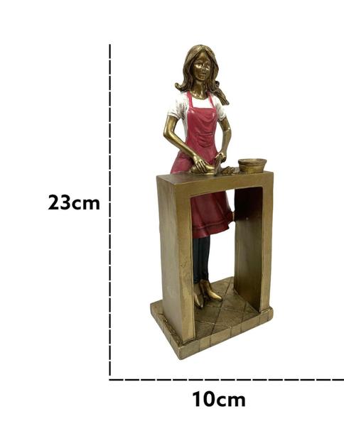 Imagem de Escultura Mulher Cozinheira Gourmet Chef Decorativa - Resina