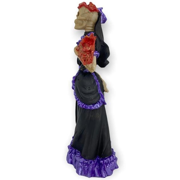 Imagem de Escultura Pomba Gira Caveira Roxo 27 Cm Em Resina