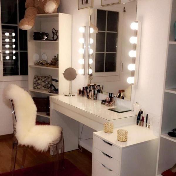 Espelho Grande 90x60 de banheiro ou camarim kit instalação - Cebrace Imagem de Espelho Grande 90x60 de banheiro ou camarim kit instalação