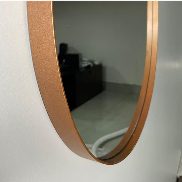 Imagem de Espelho Oval Grande 115x60 Decorativo Corpo Inteiro com Moldura em Metal