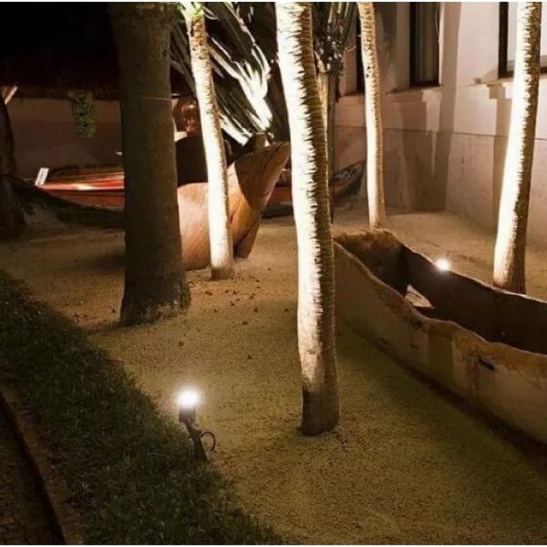 Imagem de Espeto luminaria para jardim dicroica gu-10 blindado verde