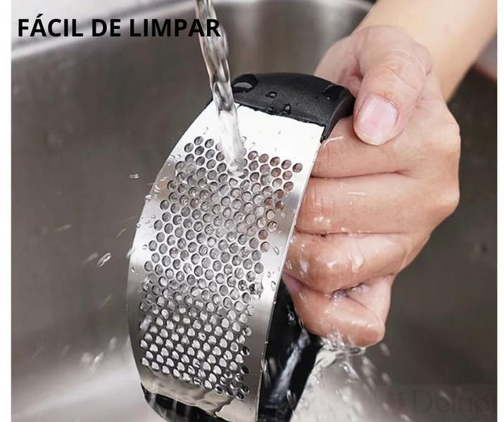 Imagem de Espremedor Amassador Triturador De Alho Manual Cozinha Inox