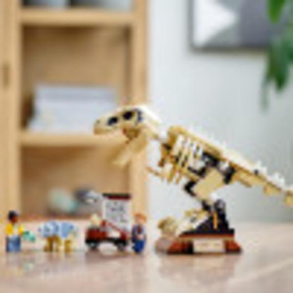 Imagem de Exibição do Fóssil de Dinossauro T. rex LEGO: Brinquedo Educativo 198 Peças