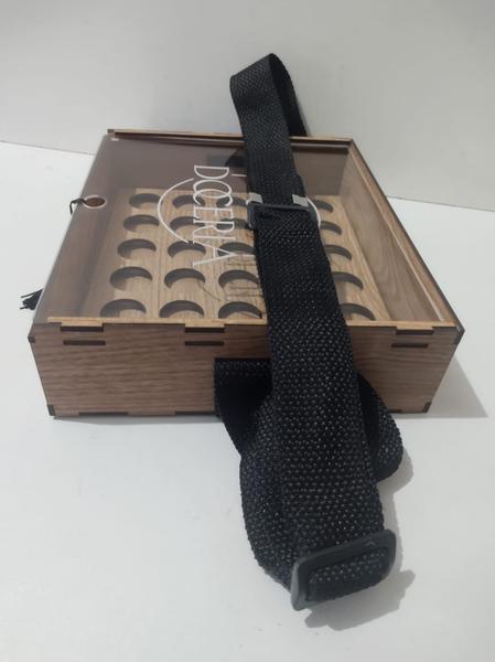 Expositor porta doces brigadeiro capacidade para 30 unidades alça regulável - TTL Artesanato Imagem de Expositor porta doces brigadeiro capacidade para 30 unidades alça regulável