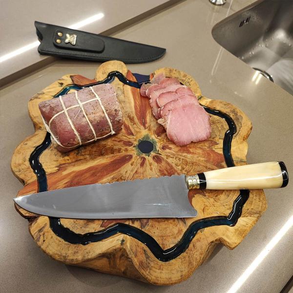 Faca Picanheira Artesanal Churrasco Aço Inox 9' Cabo Osso Bainha de Couro Zanline - Facas Zanline Imagem de Faca Picanheira Artesanal Churrasco Aço Inox 9' Cabo Osso Bainha de Couro Zanline