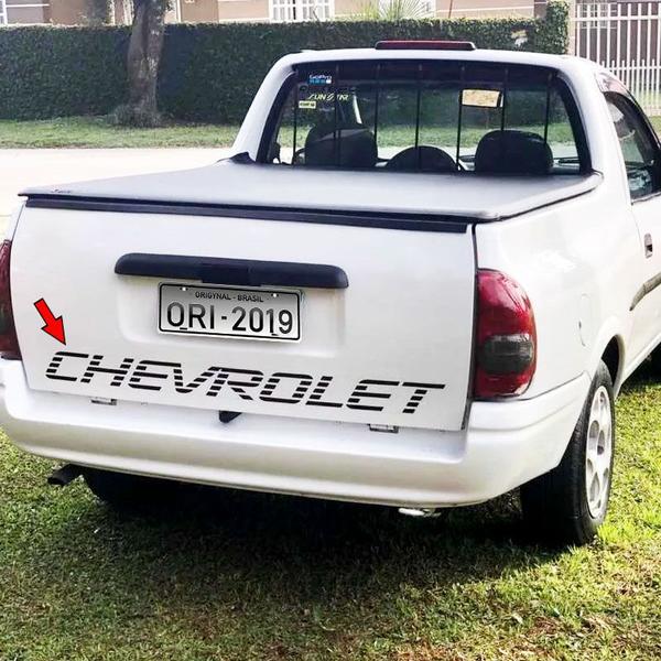 Faixa Chevrolet Corsa Picape Pick-Up Tampa Traseira Preto - SPORTINOX Imagem de Faixa Chevrolet Corsa Picape Pick-Up Tampa Traseira Preto